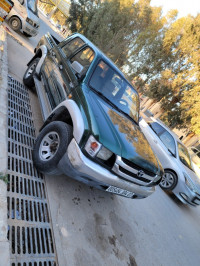 voitures-toyota-hilux-2004-laghouat-algerie