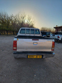 voitures-toyota-hilux-2007-kheneg-laghouat-algerie