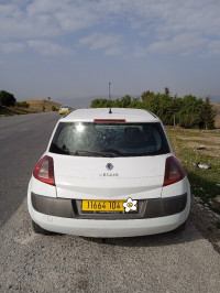 voitures-renault-megane-2-2004-zeghaia-mila-algerie