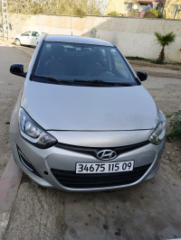 voitures-hyundai-i20-2015-style-meftah-blida-algerie