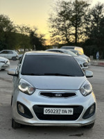 voitures-kia-picanto-2014-barzilia-setif-algerie