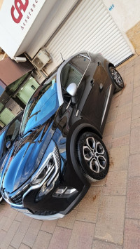 voitures-renault-captur-2022-luxe-oran-algerie