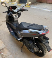 motos-et-scooters-2000-vmax-2022-sidi-moussa-alger-algerie