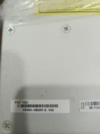 Switch C9300-48UXM-E Cisco Catalyst 9300 Series 48-port 2.5G (12 mGig) UPOE, Network Essentials