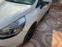 voitures-renault-clio-4-2015-limited-2-boudouaou-boumerdes-algerie