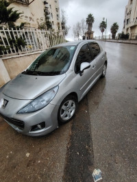 voitures-peugeot-207-2010-gue-de-constantine-alger-algerie