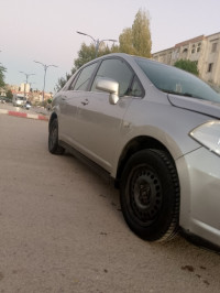 voitures-nissan-tiida-4-portes-2007-taoura-souk-ahras-algerie