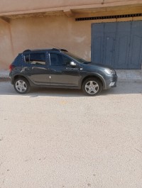 سيارات-dacia-sandero-2018-stepway-الشلف-الجزائر