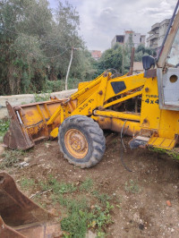 engin-jcb-3cx-beni-oulbane-skikda-algerie