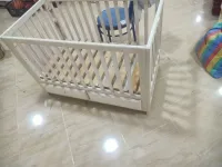 سرير اطفال