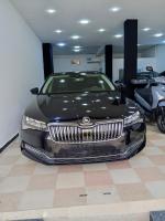 citadine-skoda-superb-2023-algerie