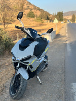 motos-et-scooters-vms-driver-2021-alger-centre-algerie