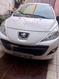 voitures-peugeot-207-2011-active-oran-algerie