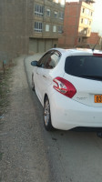 voitures-peugeot-208-2013-alors-bejaia-algerie