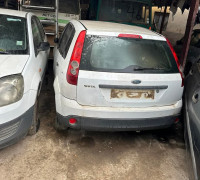 voitures-ford-fiesta-2010-douera-alger-algerie