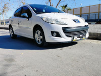 voitures-peugeot-207-2012-allure-tiaret-algerie