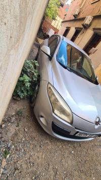 cars-renault-megane-3-2011-blida-algeria