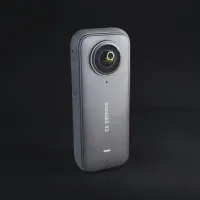 INSTA360 x3 comme neuf carte 256GB 