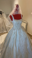 accessoires-mariages-et-fetes-robe-blanche-bouzareah-alger-algerie