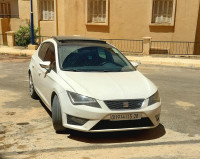 voitures-seat-leon-2015-fr15-hammam-dhalaa-msila-algerie