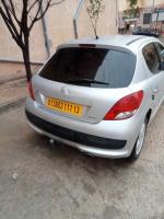 voitures-peugeot-207-2011-tlemcen-algerie