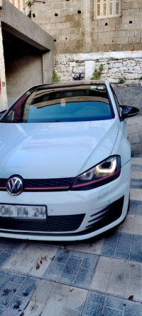 voitures-volkswagen-golf-7-2014-gti-setif-algerie