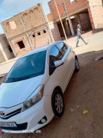 voitures-toyota-yaris-2013-sidi-ali-mostaganem-algerie