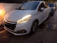 location-de-vehicules-voiture-208-allure-hydra-alger-algerie