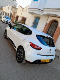 voitures-renault-clio-4-2014-tipaza-algerie