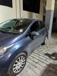 voitures-ford-fiesta-2013-kouba-alger-algerie