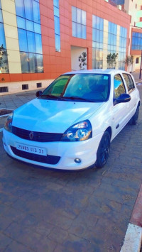 voitures-renault-clio-campus-2013-extreme-sidi-bel-abbes-algerie