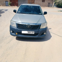 voitures-toyota-hilux-2013-tolga-biskra-algerie