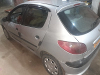 voitures-peugeot-206-2003-nador-tipaza-algerie