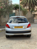 voitures-peugeot-207-2011-allure-rais-hamidou-alger-algerie