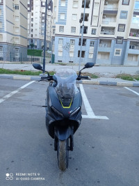 motos-et-scooters-vmax-vms-2023-zeralda-alger-algerie