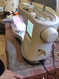 Machine à broder singer