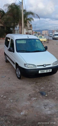 voitures-peugeot-partner-2001-bougara-blida-algerie