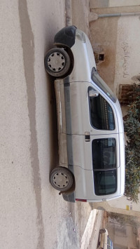 voitures-citroen-berlingo-2004-batna-algerie