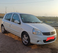 voitures-renault-clio-campus-2012-el-hadjar-annaba-algerie