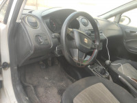 voitures-seat-ibiza-2014-fully-sidi-bel-abbes-algerie