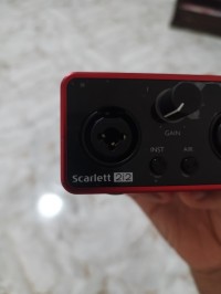 Focusrite Scarlett 2i2