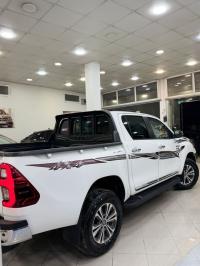 utilitaire-toyota-hilux-2026-saedusafui-mih-ouansa-el-oued-algerie