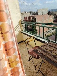 شقة-كراء-طابق-فيلا-3-غرف-قسنطينة-الجزائر