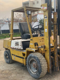 engin-komatsu-fd-30-1986-freha-tizi-ouzou-algerie