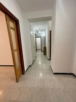 appartement-vente-f4-alger-said-hamdine-algerie