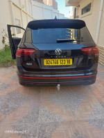 voitures-volkswagen-tiguan-r-line-2023-ras-el-oued-bordj-bou-arreridj-algerie