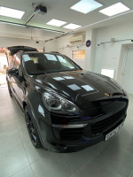 voitures-porsche-cayenne-2016-alger-centre-algerie