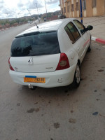 voitures-renault-clio-campus-2012-bye-bouira-algerie