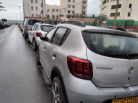 voitures-dacia-sandero-2023-rais-hamidou-alger-algerie