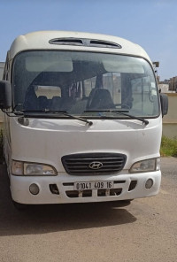 bus-hyundai-2009-meftah-blida-algerie